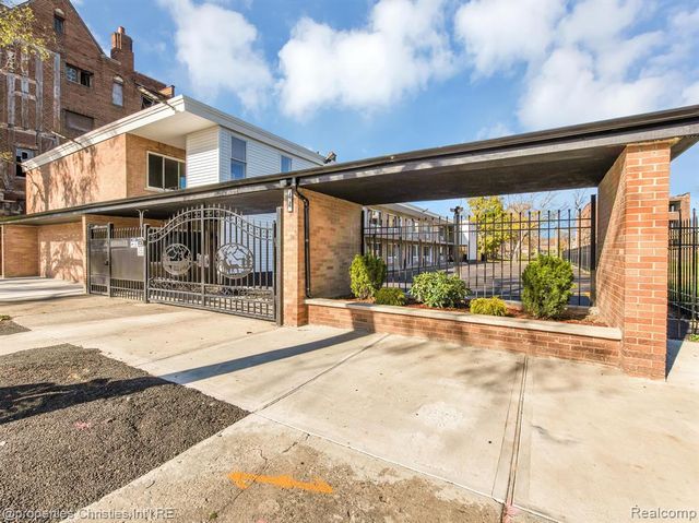 44 Highland Street 8, Highland Park, MI 48203