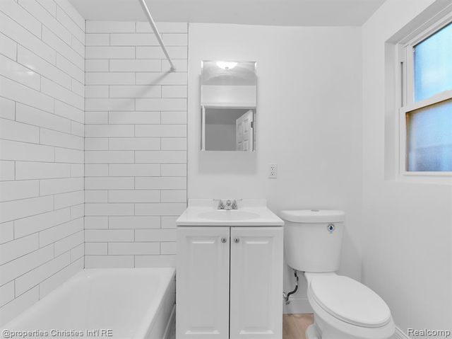 44 Highland Street 8, Highland Park, MI 48203