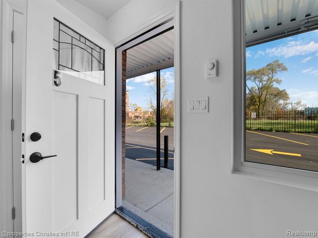 44 Highland Street 8, Highland Park, MI 48203