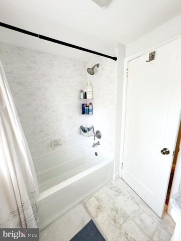 235 RODNEY CIR, Bryn Mawr, PA 19010