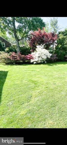 235 RODNEY CIR, Bryn Mawr, PA 19010