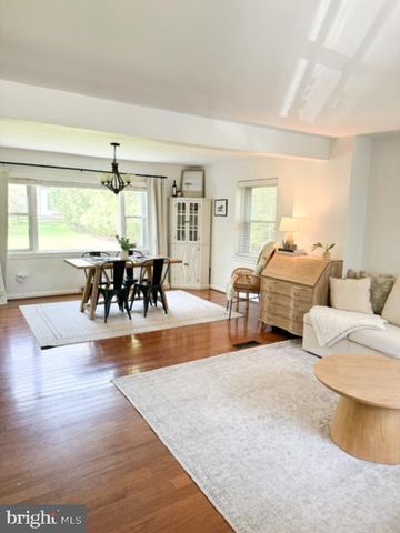 235 RODNEY CIR, Bryn Mawr, PA 19010