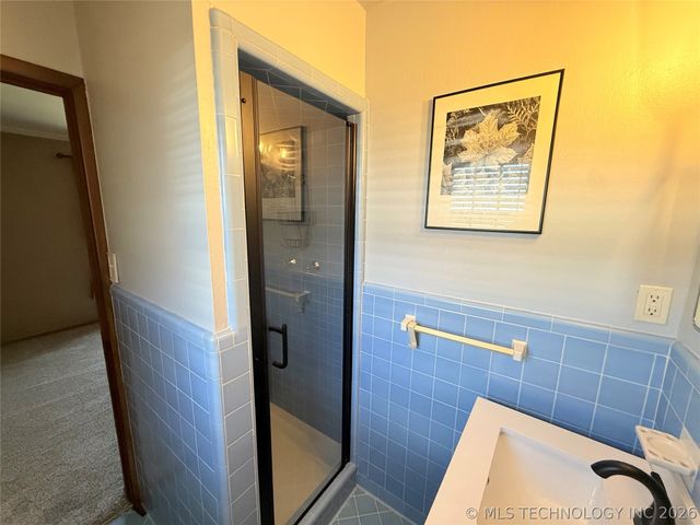 1737 Winchester, Ardmore, OK 73401