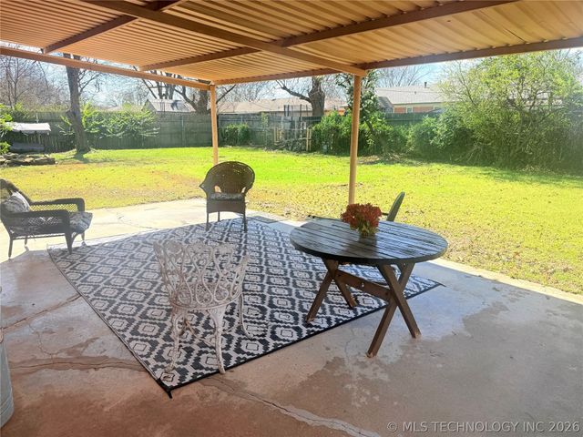 1737 Winchester, Ardmore, OK 73401