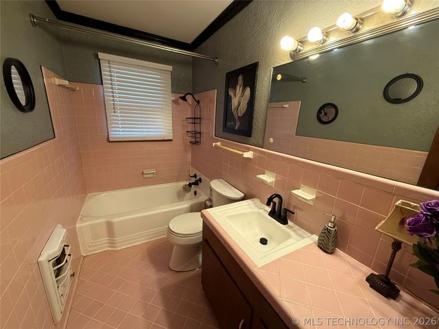 1737 Winchester, Ardmore, OK 73401