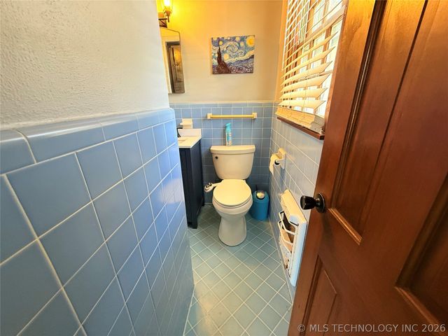 1737 Winchester, Ardmore, OK 73401