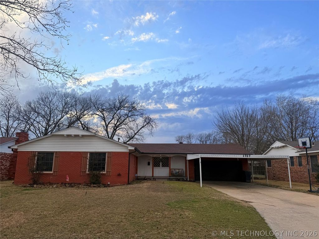 1737 Winchester, Ardmore, OK 73401