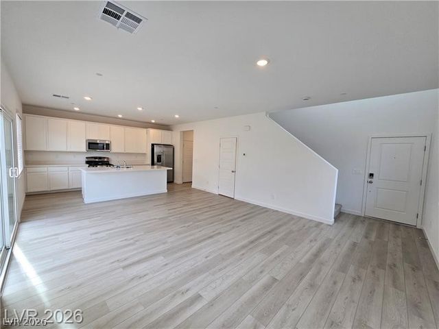 530 Preston Crest Street, Henderson, NV 89011