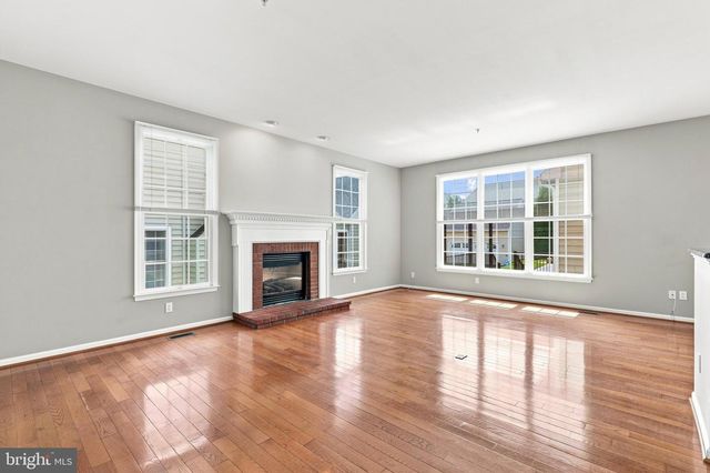 406 DORNISHWOOD PL, Chalfont, PA 18914