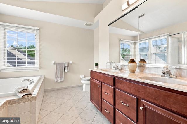 406 DORNISHWOOD PL, Chalfont, PA 18914