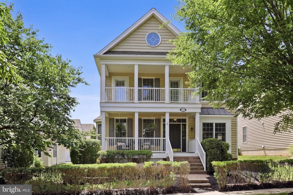 406 DORNISHWOOD PL, Chalfont, PA 18914