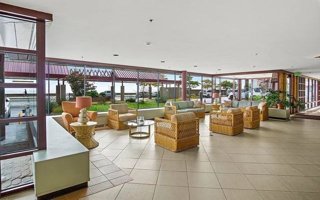 350 Revere Beach Blvd 2U, Revere, MA 02151