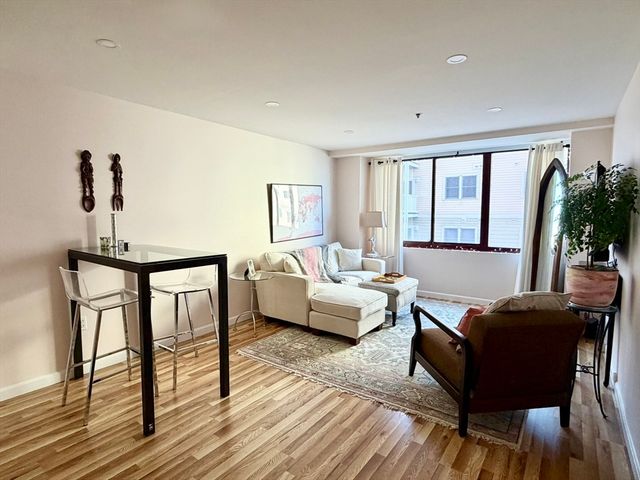 350 Revere Beach Blvd 2U, Revere, MA 02151