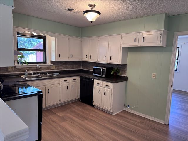 3 Crestwood Lane, Clarksville, AR 72830