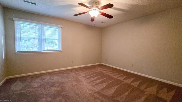1704 Gales Court, Winston-salem, NC 27103