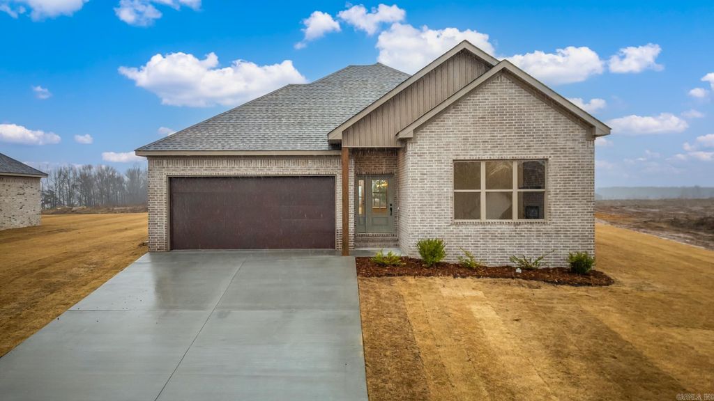 229 Michelle Drive, Beebe, AR 72012