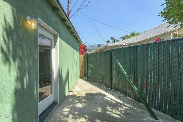 1221 Fernside Drive, La Canada Flintridge, CA 91011