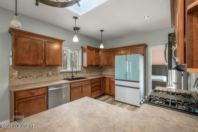 5960 W Hollywood Road, Wasilla, AK 99623