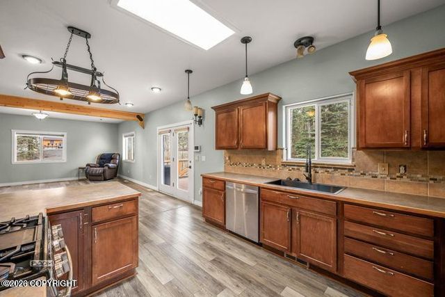 5960 W Hollywood Road, Wasilla, AK 99623