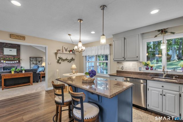 3 Rothe Lane, Ellington, CT 06029