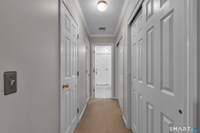 3 Rothe Lane, Ellington, CT 06029