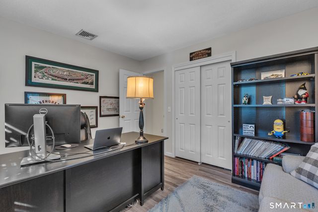 3 Rothe Lane, Ellington, CT 06029