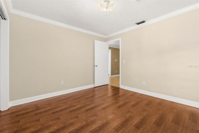 3823 N OAK DRIVE K22, Tampa, FL 33611