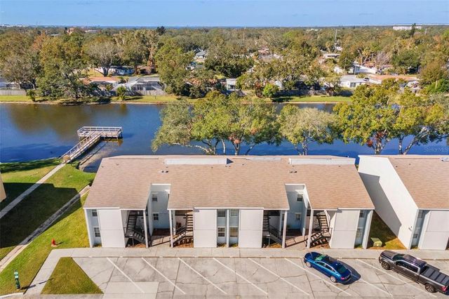 3823 N OAK DRIVE K22, Tampa, FL 33611