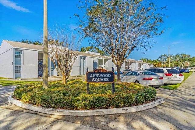 3823 N OAK DRIVE K22, Tampa, FL 33611