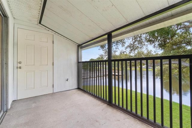 3823 N OAK DRIVE K22, Tampa, FL 33611