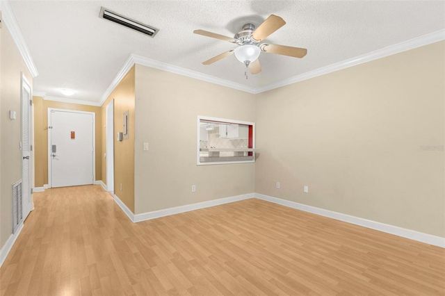 3823 N OAK DRIVE K22, Tampa, FL 33611