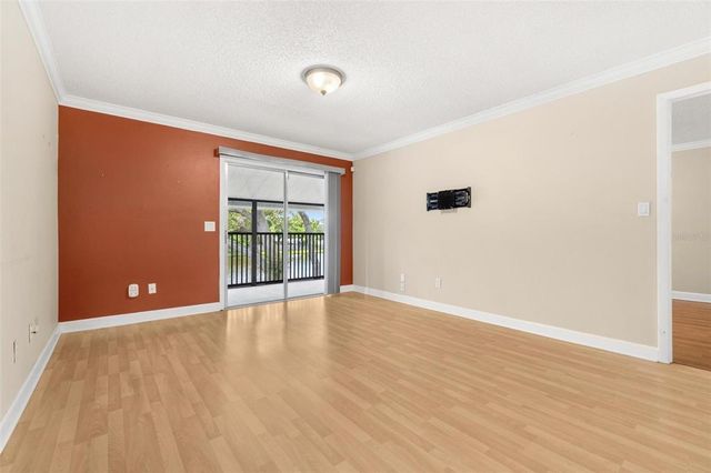 3823 N OAK DRIVE K22, Tampa, FL 33611