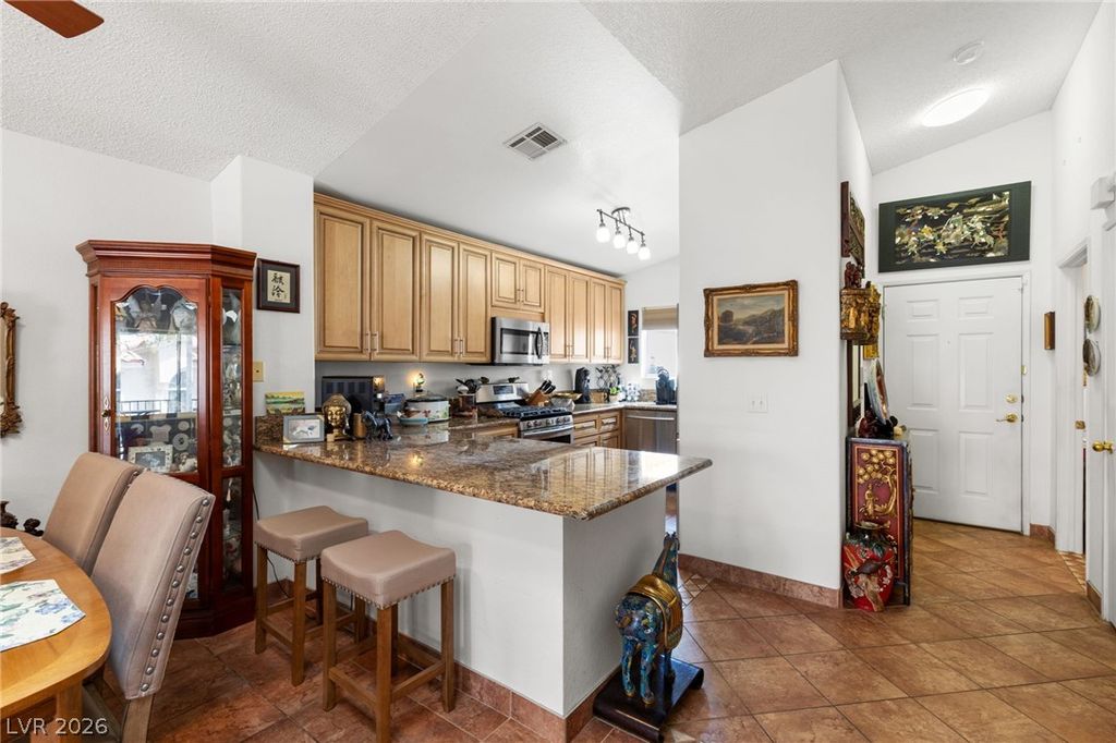 7804 Settlers Ridge Lane, Las Vegas, NV 89145 — photo 5