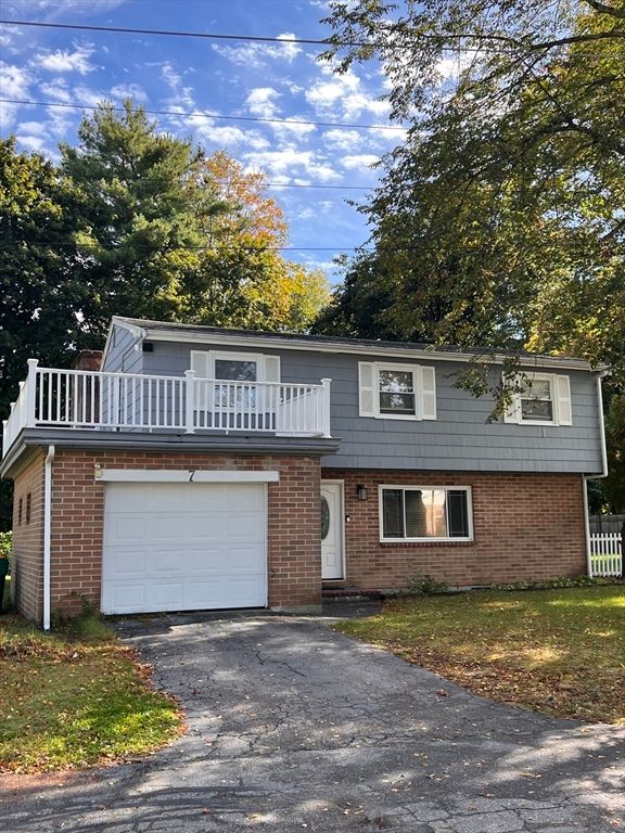 7 Coolidge Cir, Easton, MA 02375