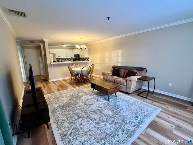 49 Rose Street APT 204, Branford, CT 06405