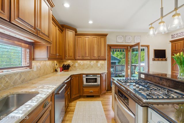26 Tower Hill Avenue, Red Bank, NJ 07701
