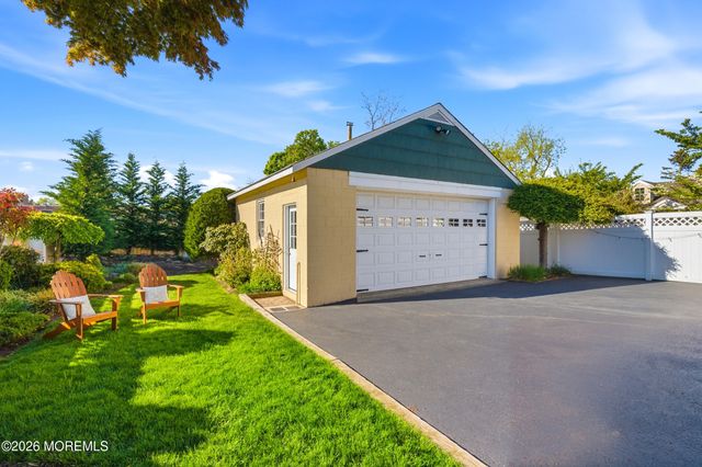 26 Tower Hill Avenue, Red Bank, NJ 07701