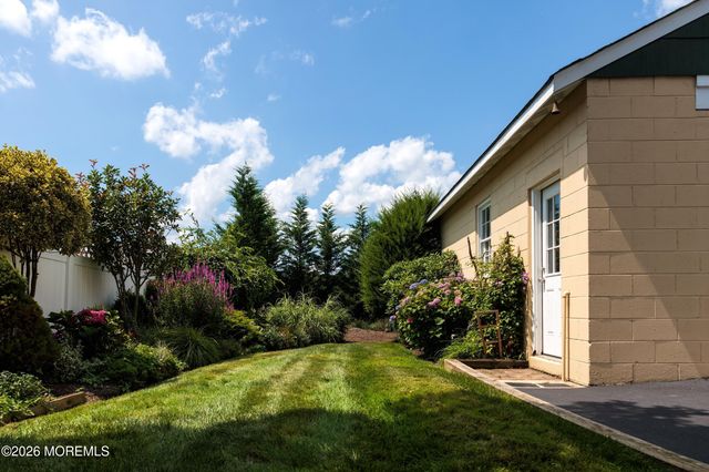 26 Tower Hill Avenue, Red Bank, NJ 07701