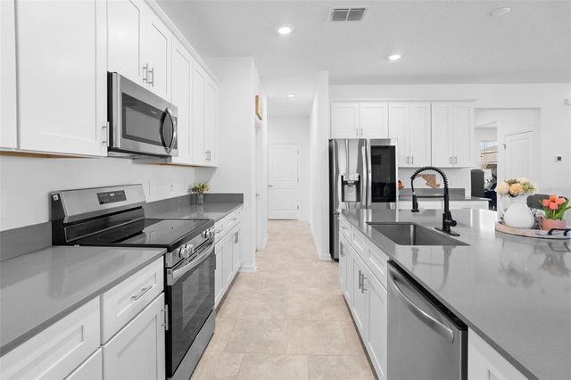 2037 SHAGGY FISHER DRIVE, Apopka, FL 32712