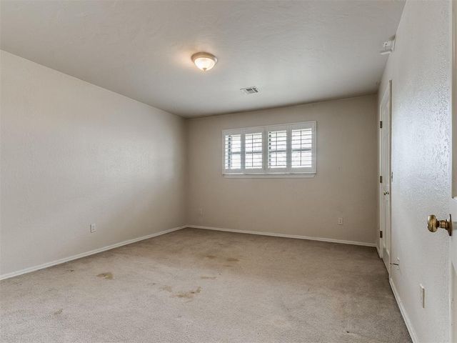 6021 Oak Tree Road, Edmond, OK 73025