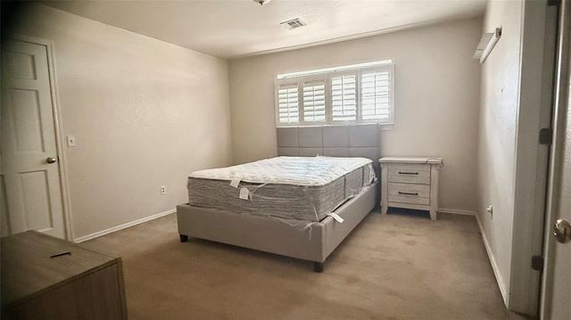 6021 Oak Tree Road, Edmond, OK 73025