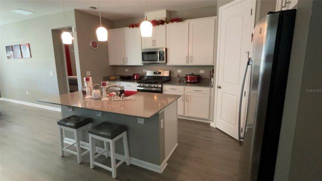 5306 MEADOW SONG DRIVE, Okahumpka, FL 34762