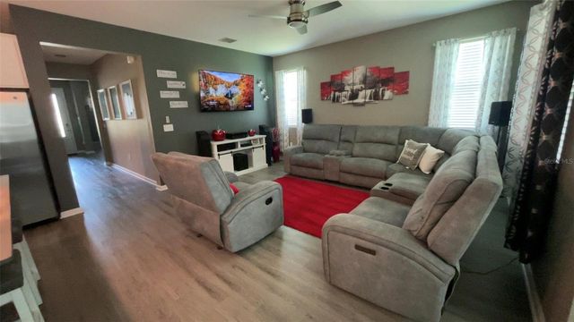 5306 MEADOW SONG DRIVE, Okahumpka, FL 34762