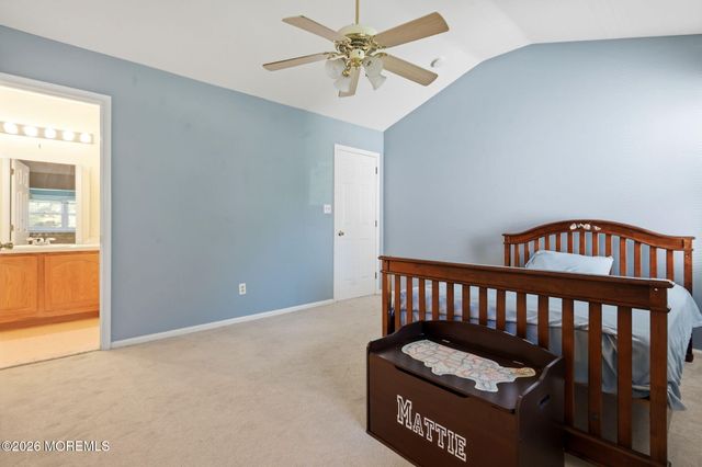 7 Browning Court, Freehold, NJ 07728