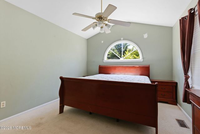 7 Browning Court, Freehold, NJ 07728