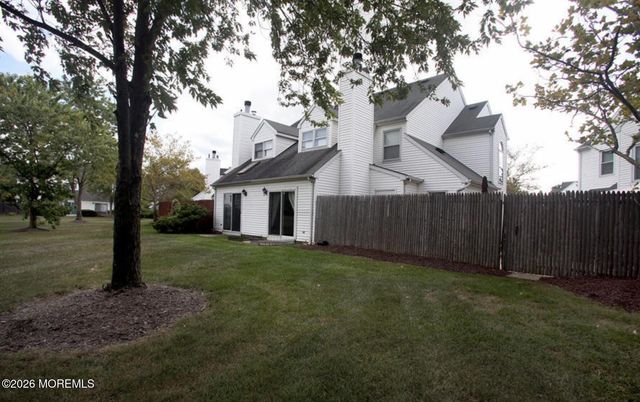 7 Browning Court, Freehold, NJ 07728