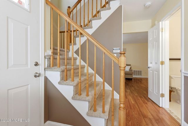 7 Browning Court, Freehold, NJ 07728