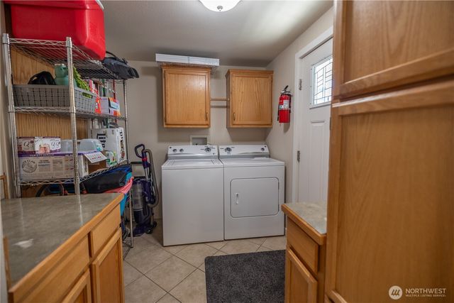 878 SW Hunter Avenue, Quincy, WA 98848