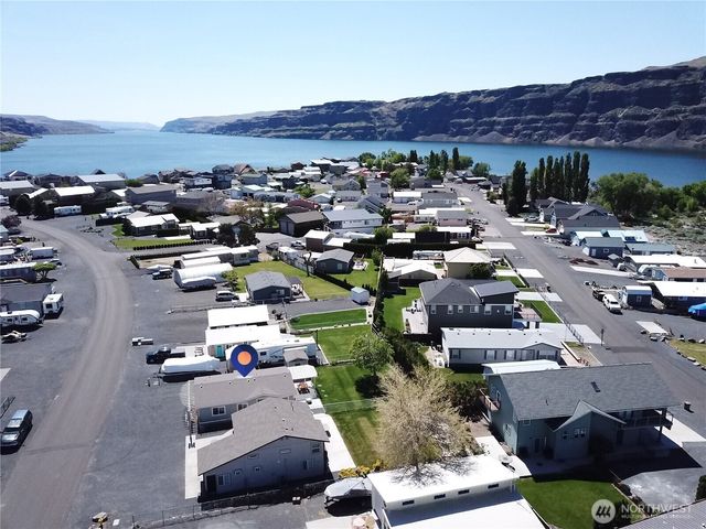 878 SW Hunter Avenue, Quincy, WA 98848