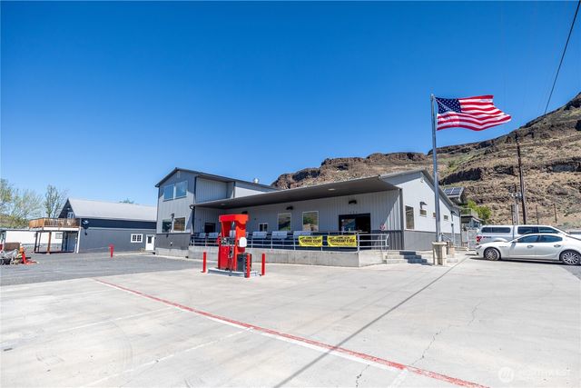 878 SW Hunter Avenue, Quincy, WA 98848